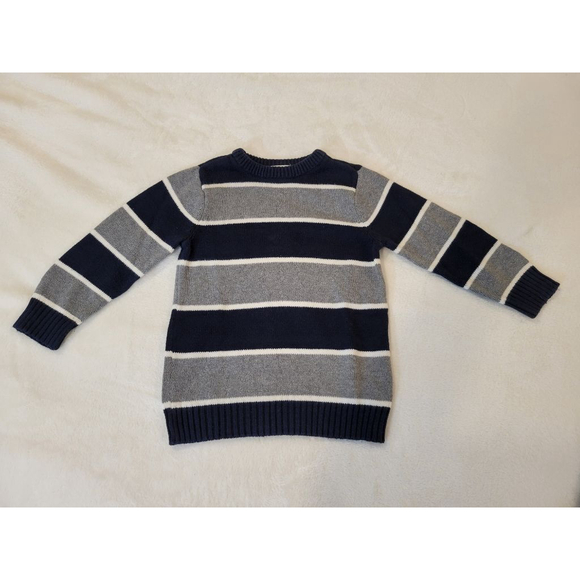 Children's Place 4T Sweater + School Pants Outfit - Picture 5 of 12